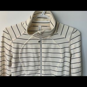 Lululemon Luon jacket, size 4,